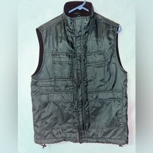 Northwest Territory Men's Dark Green Quilted Vest